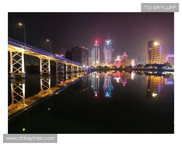 澳门带皇冠的大楼夜景拍摄指南，捕捉璀璨灯火中的皇冠建筑魅力